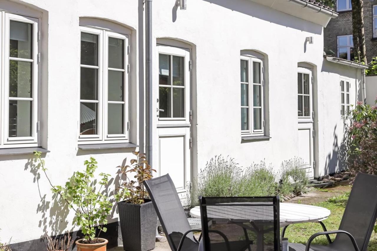 Professor Labri Apartments Odense Luaran gambar